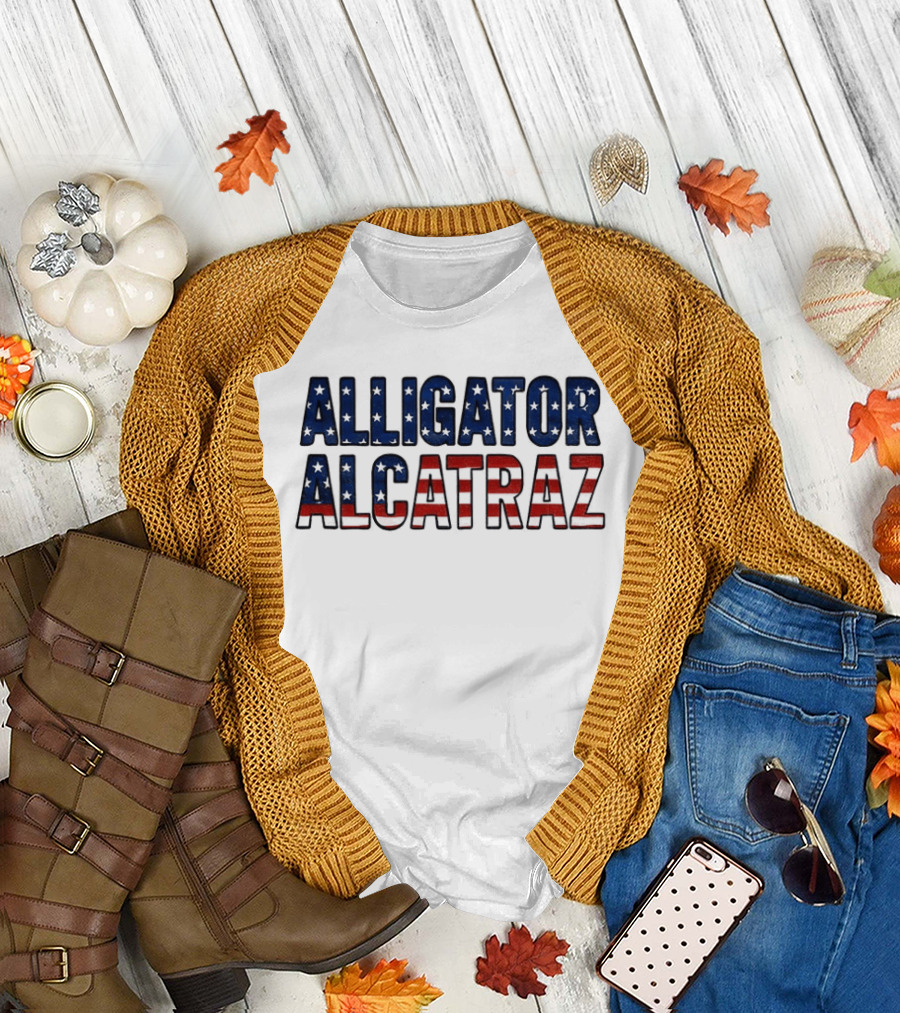 Alligator Alcatraz American Flag Patriotic Stars Stripes T-Shirt