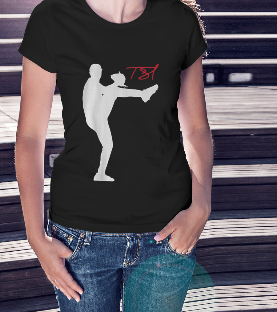 T61 Tarik Skubal Pitching Pose Los Angeles T-Shirt