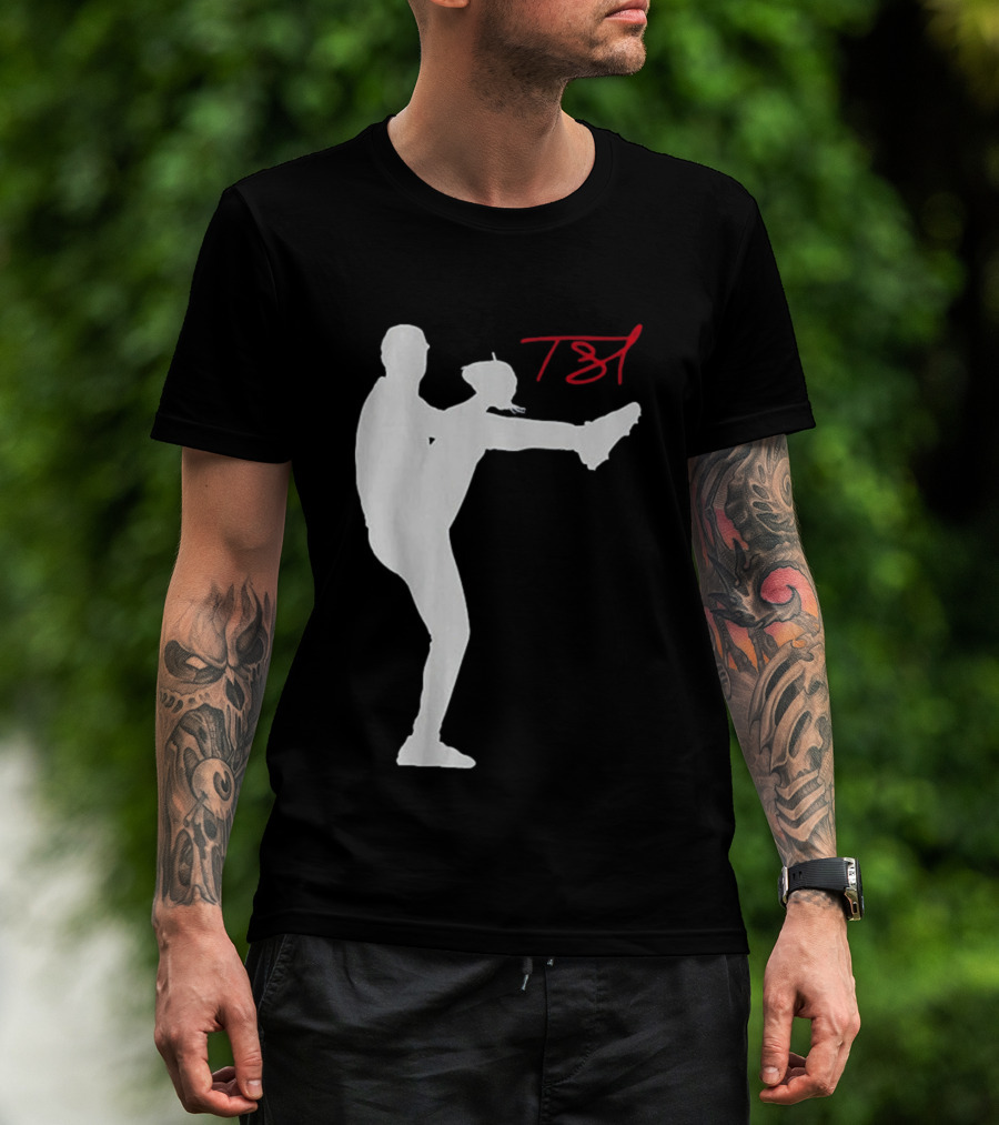 T61 Tarik Skubal Pitching Pose Los Angeles T-Shirt