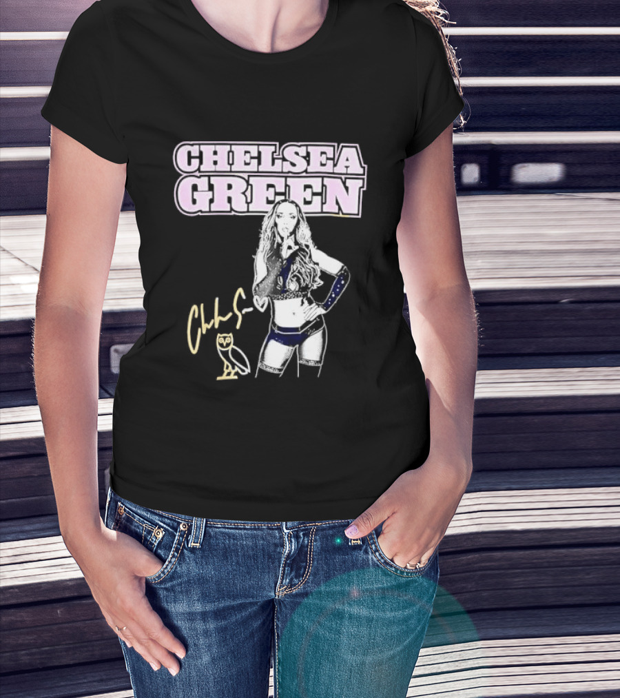 Chelsea Green Wrestling Owl Gesture Signature T-Shirt