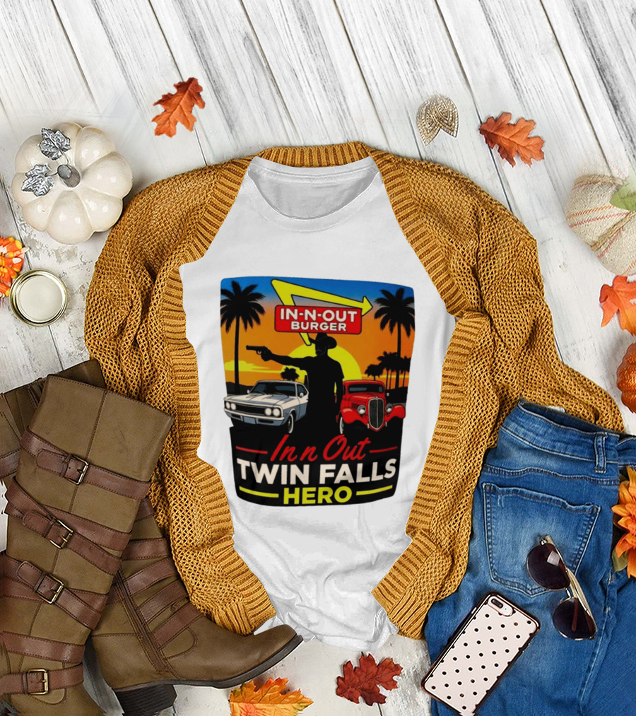 In N Out Burger Twin Falls Hero Sunset Cars Palms 2026 T-Shirt