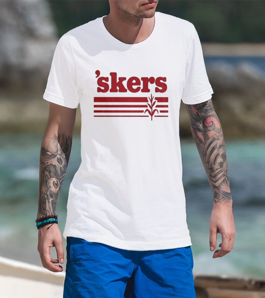 Skers Nebraska Cornhuskers Text Red Lines T-Shirt