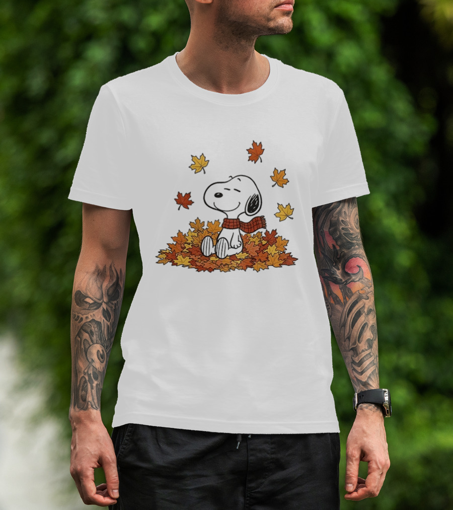 Snoopy Peanuts Autumn Leaves Fall Sitting Relaxing Scarf T-Shirt