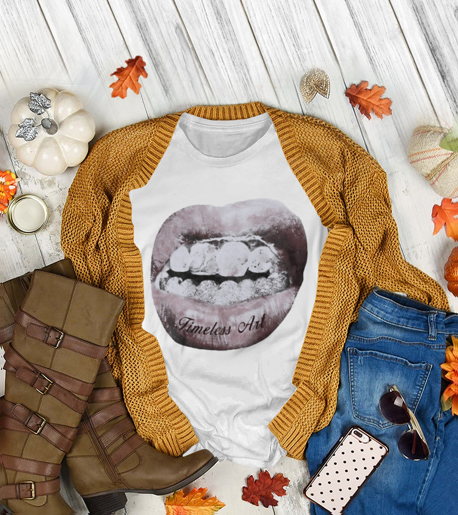 Timeless Art Grillz Lips Renaissance T-Shirt