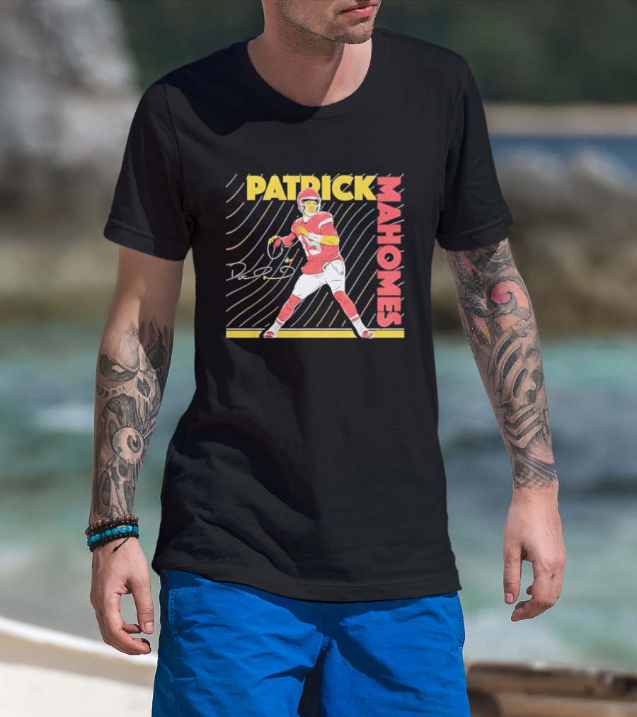 Patrick Mahomes Football Quarterback Signature Wavy Line T-Shirt