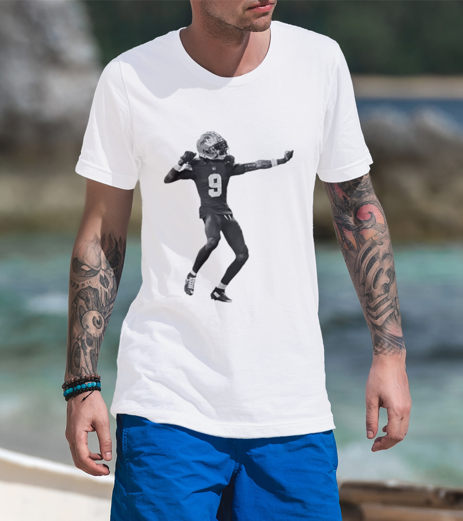 Detroit Lions Number 9 Celebratory Pose Football Athlete Cutout T-Shirt