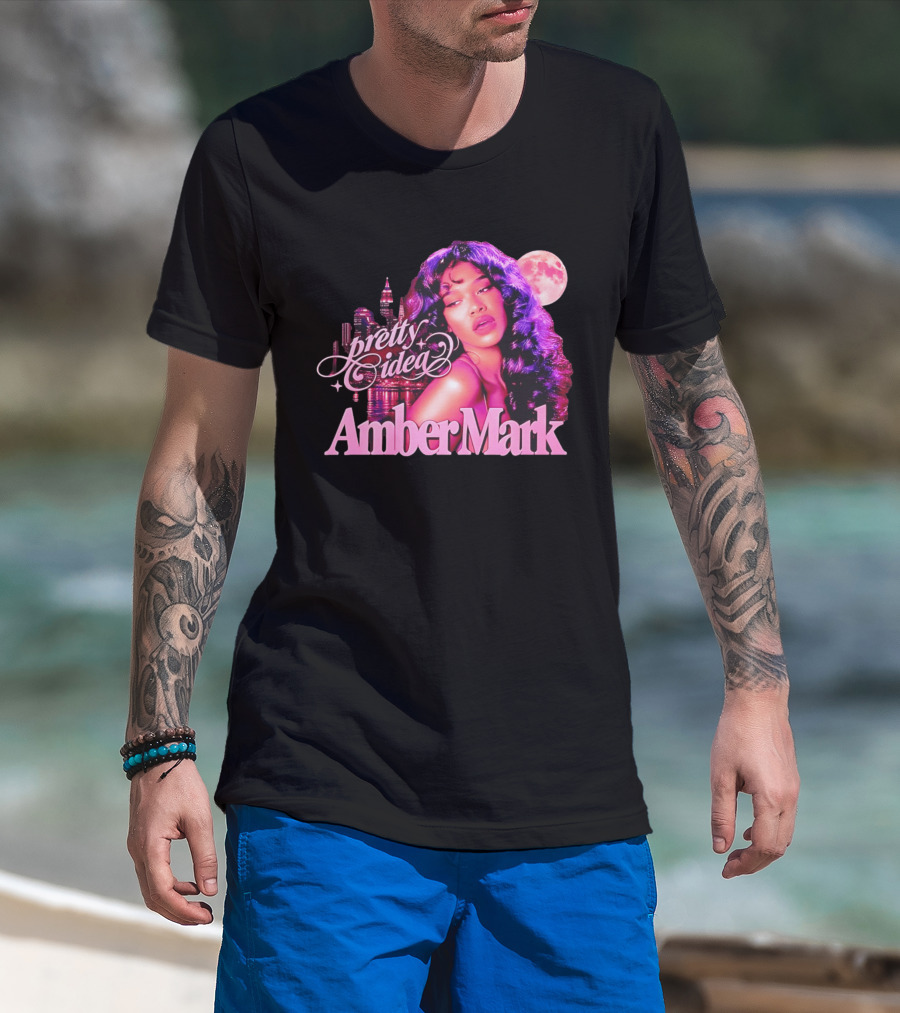 Pretty Idea Amber Mark Woman Moon City Skyline T-Shirt