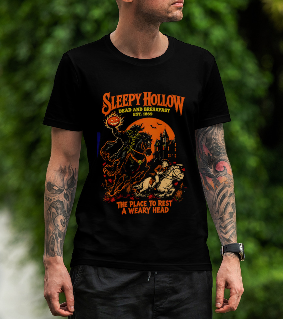 Sleepy Hollow Dead And Breakfast Est 1820 Headless Horseman The Place To Rest A Weary Head Halloween Pumpkin T-Shirt