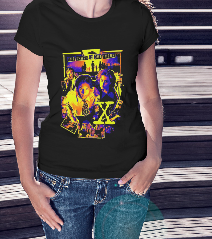 The Truth Is Out There The X Files Mulder Scully 90s TV Series T-Shirt