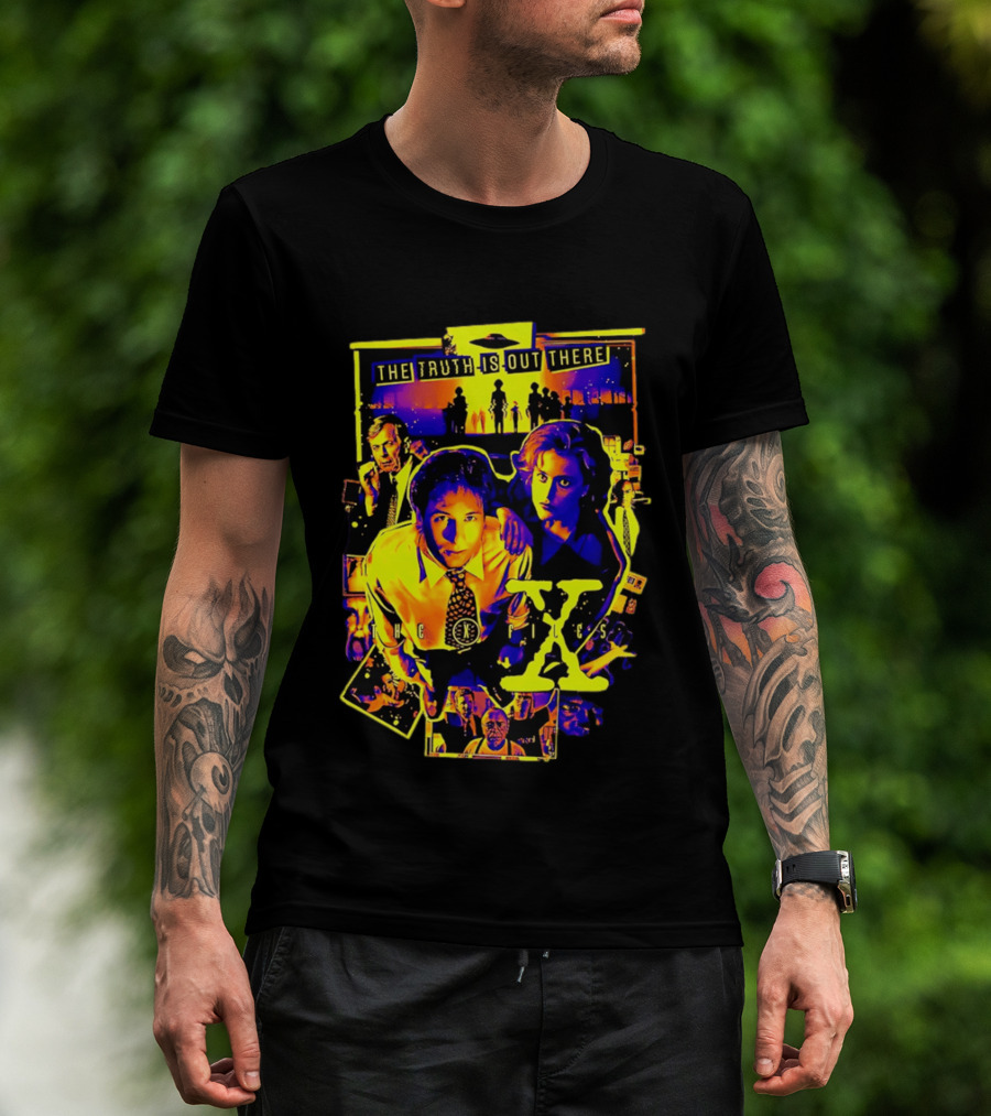 The Truth Is Out There The X Files Mulder Scully 90s TV Series T-Shirt