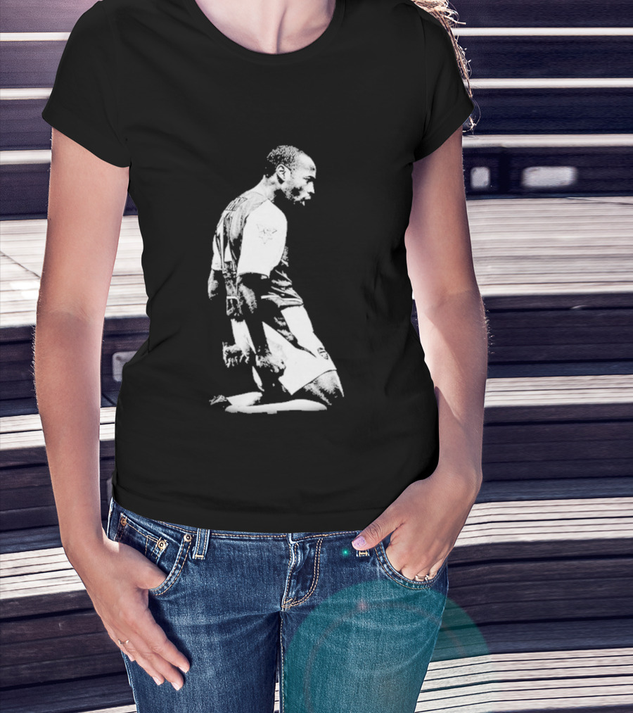 Lindsey Heaps Thierry Henry Football Soccer Arsenal T-Shirt