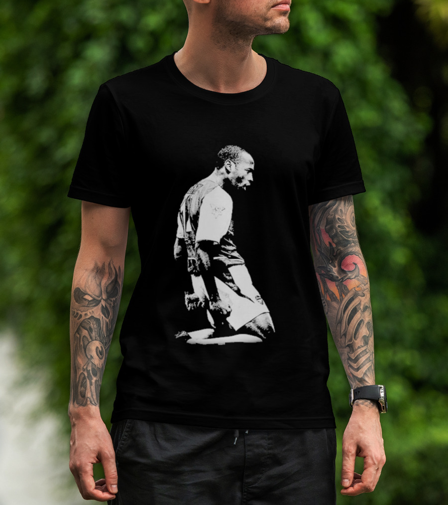 Lindsey Heaps Thierry Henry Football Soccer Arsenal T-Shirt