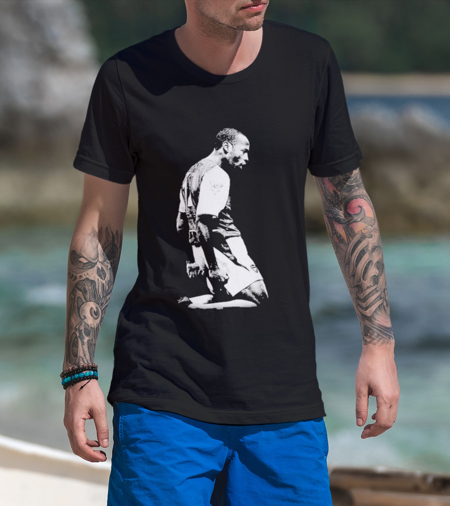 Lindsey Heaps Thierry Henry Football Soccer Arsenal T-Shirt