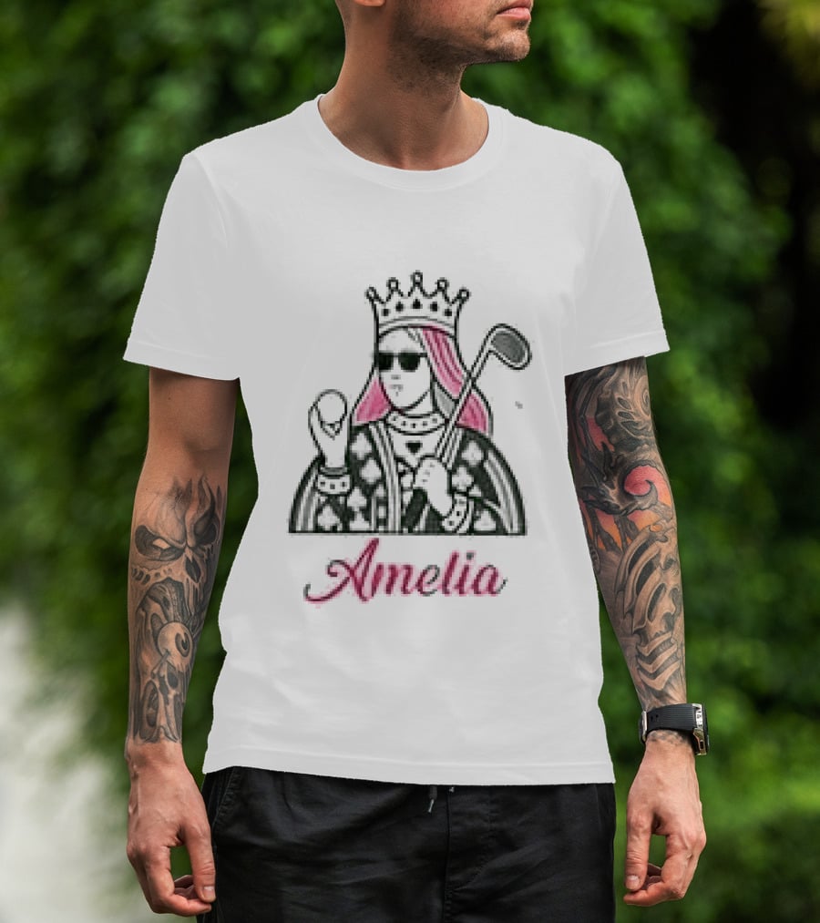 Amelia Queen Of Clubs Womens Golf With Pink Hair And Crown T-Shirt