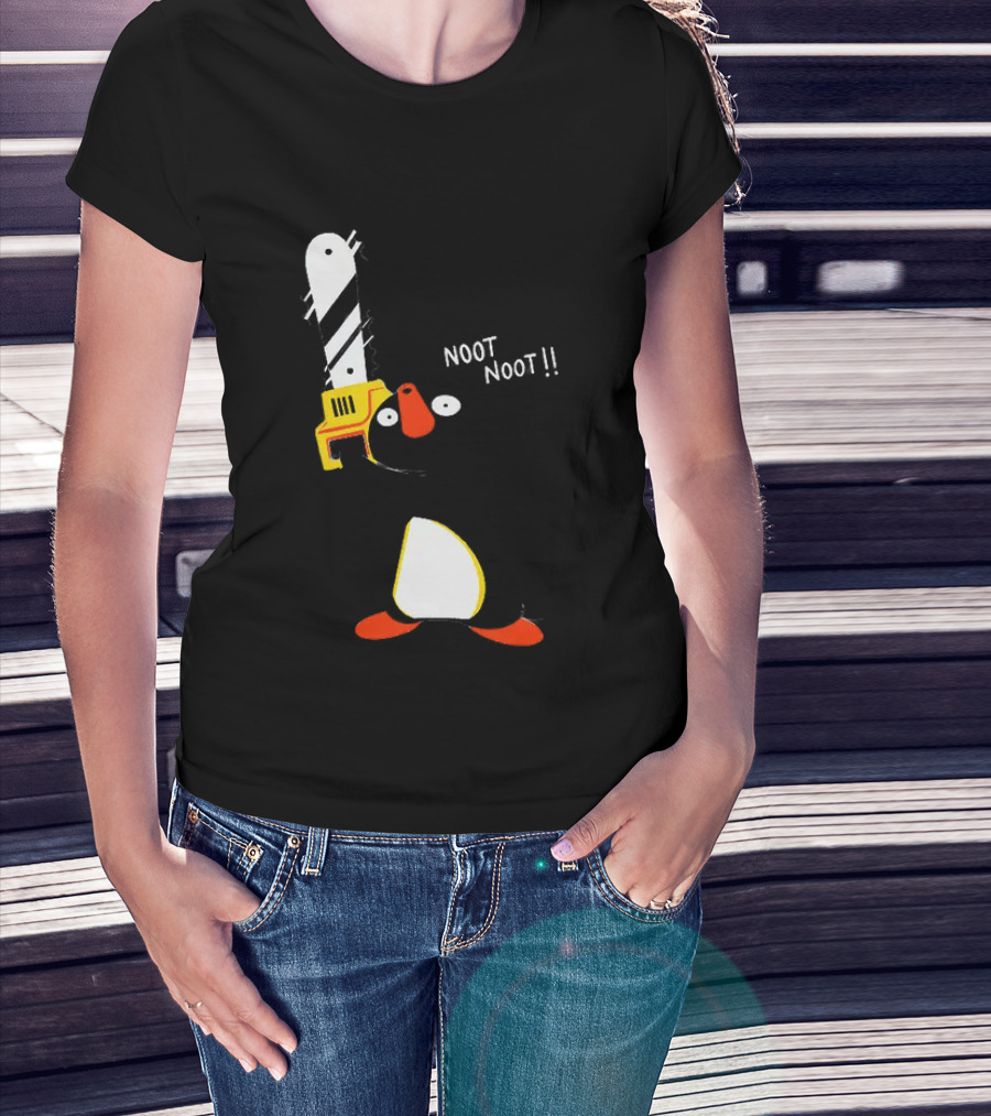 Pingu Chainsaw Noot Noot!! T-Shirt