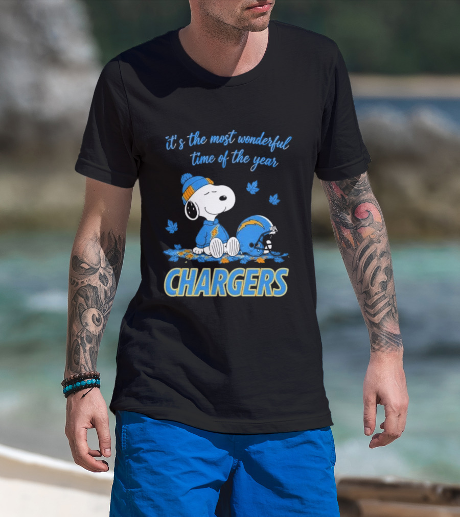 It's The Most Wonderful Time Of The Year Los Angeles Chargers Snoopy Sitting Helmet Falling Leaves T-Shirt
