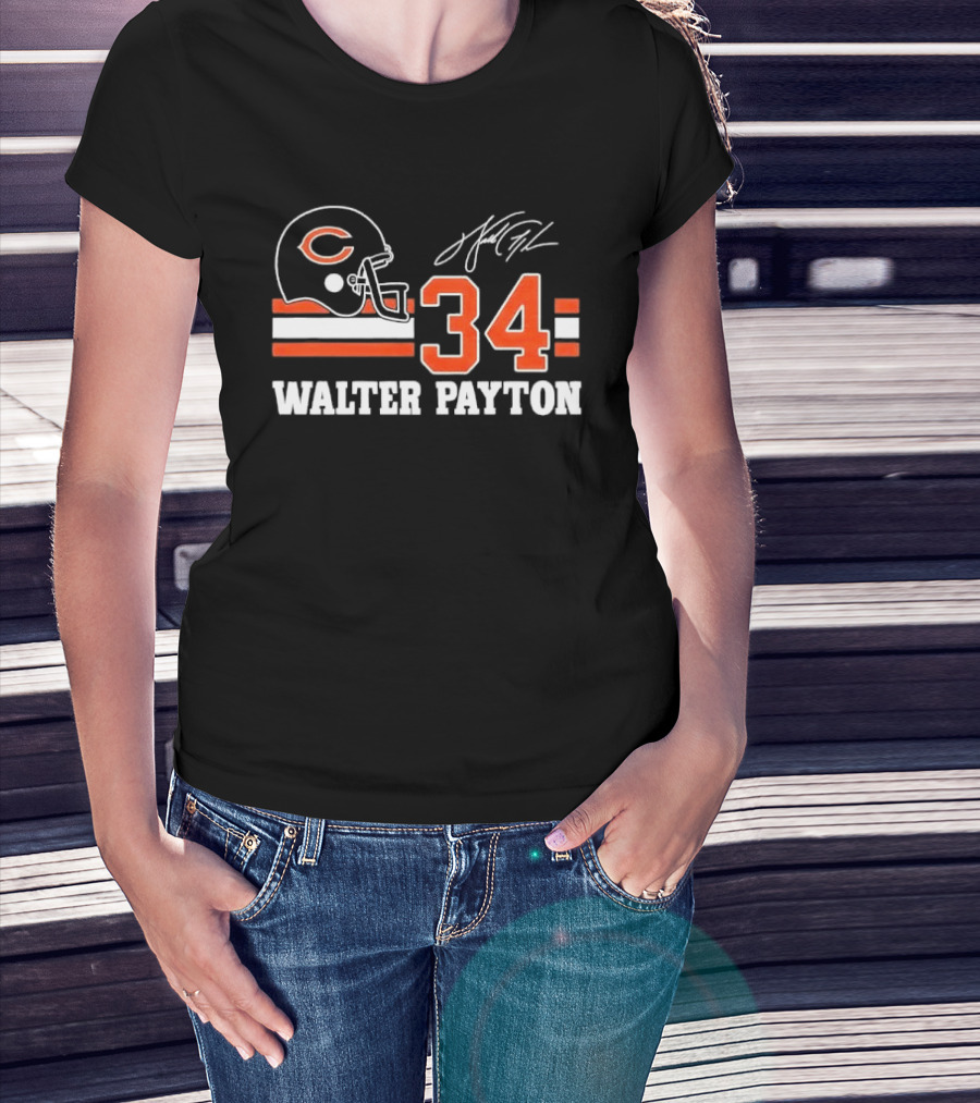 Chicago Bears Walter Payton 34 Distressed Helmet Stripes Signature T-Shirt