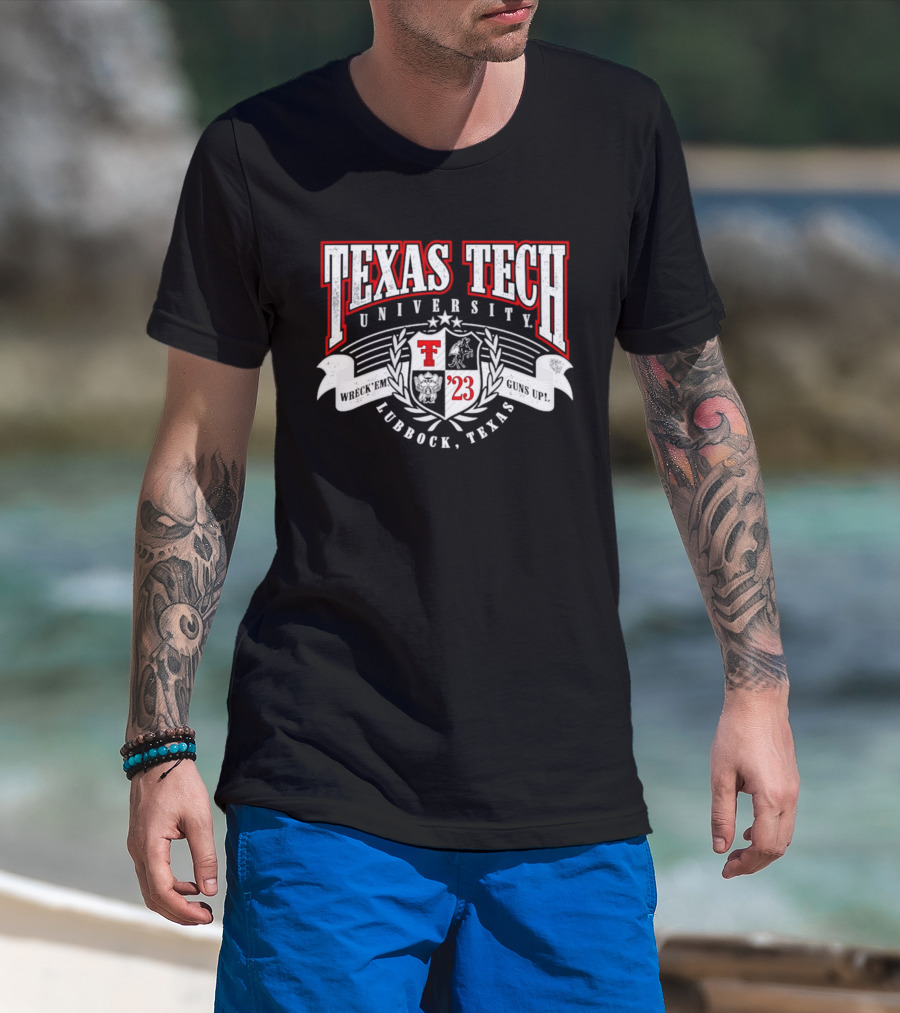 Texas Tech University Red Raiders Crest Lubbock Texas '23 T-Shirt