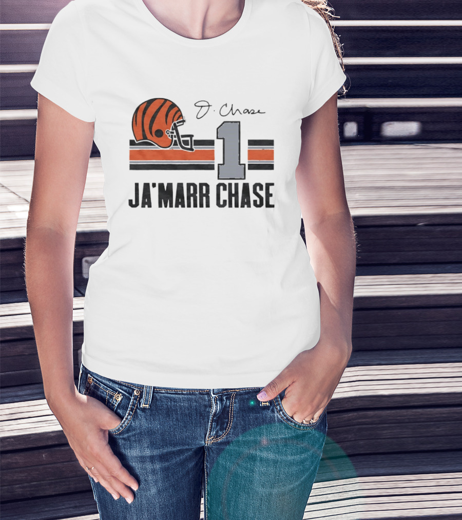 Cincinnati Bengals Ja'Marr Chase Helmet 1 J Signature Stripes Wood Texture T-Shirt