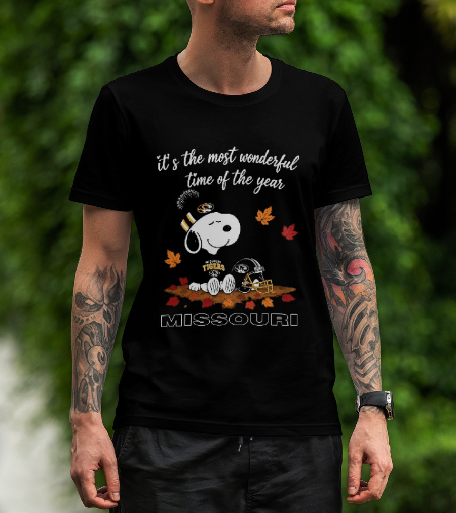 Missouri Snoopy Tigers Most Wonderful Time Of The Year NCAA Football Fall Leaves T-Shirt