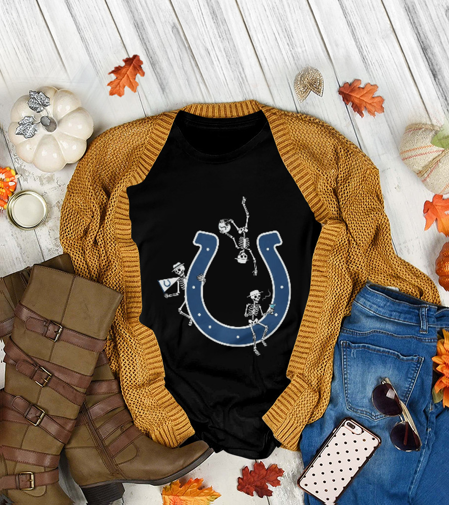 Indianapolis Colts Skeletons Celebrating With Hats And Drink By Horseshoe T-Shirt