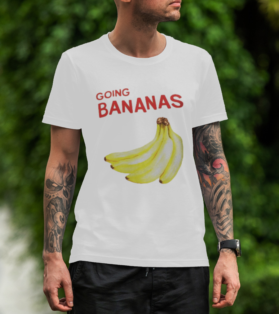 Going Bananas Funny Yellow Fruit Pun T-Shirt