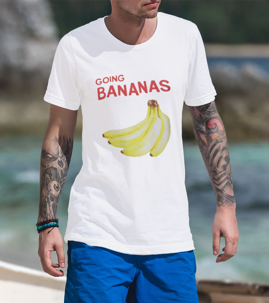 Going Bananas Funny Yellow Fruit Pun T-Shirt