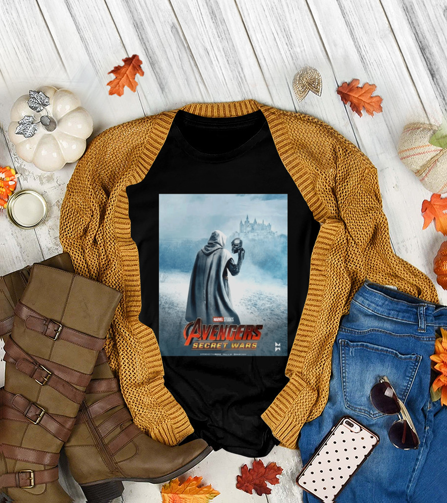 Marvel Studios Avengers Secret Wars Doctor Doom Hooded Villain Castle T-Shirt