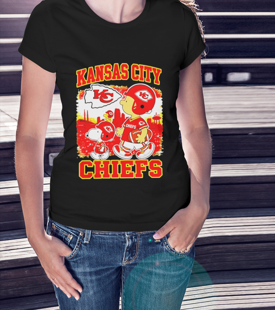 Kansas City Chiefs Snoopy Woodstock Skyline Football 2026 T-Shirt