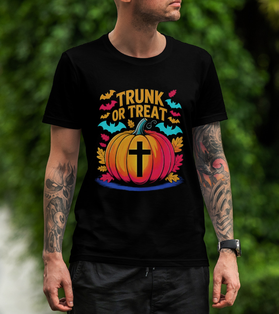 Trunk Or Treat Christian Pumpkin Cross Halloween T-Shirt