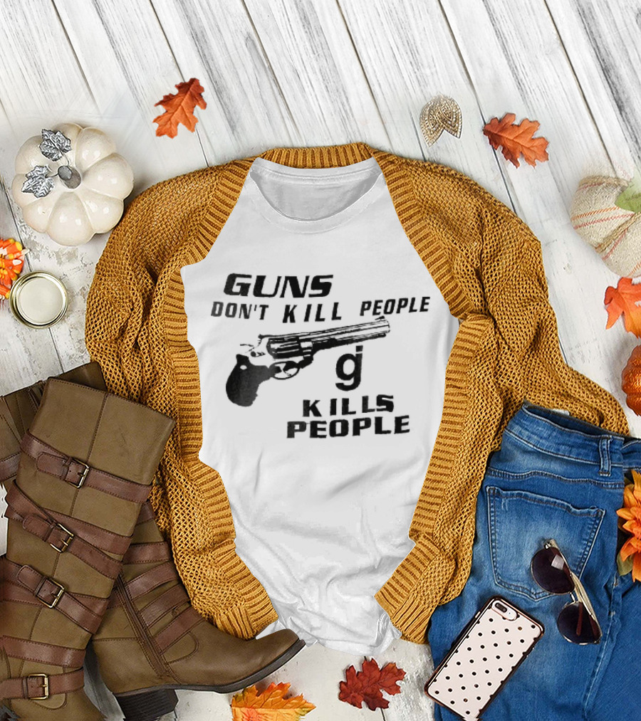 Guns Don't Kill People GJ Kills Revolver Handgun Black White Line T-Shirt