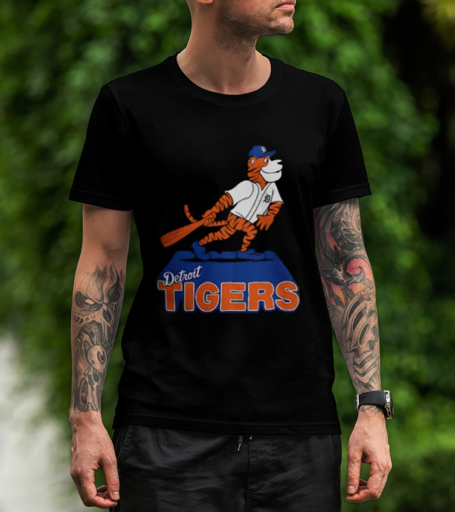 Detroit Tigers MLB Cartoon Player Swinging Bat T-Shirt