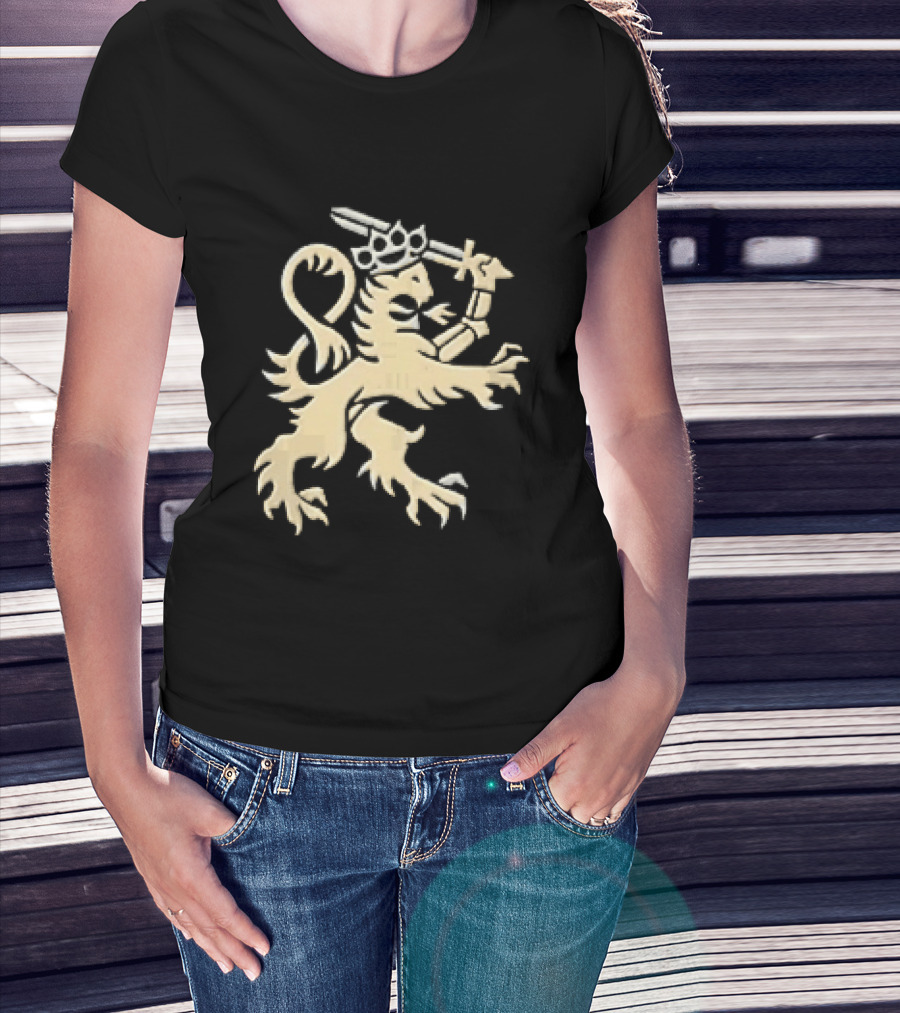 Heraldic Gold Rampant Lion With Crown Sword And Brass Knuckles T-Shirt