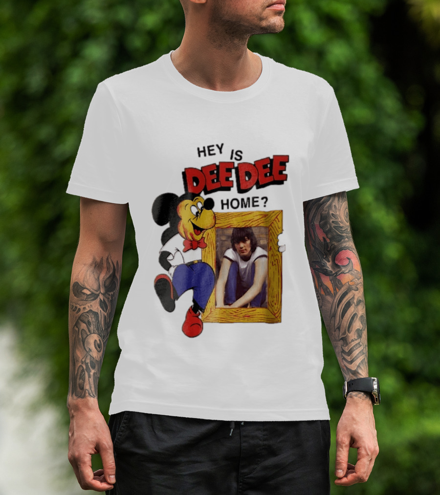 Hey Is Dee Dee Home Cartoon Mickey Mouse Holding Framed Photo T-Shirt