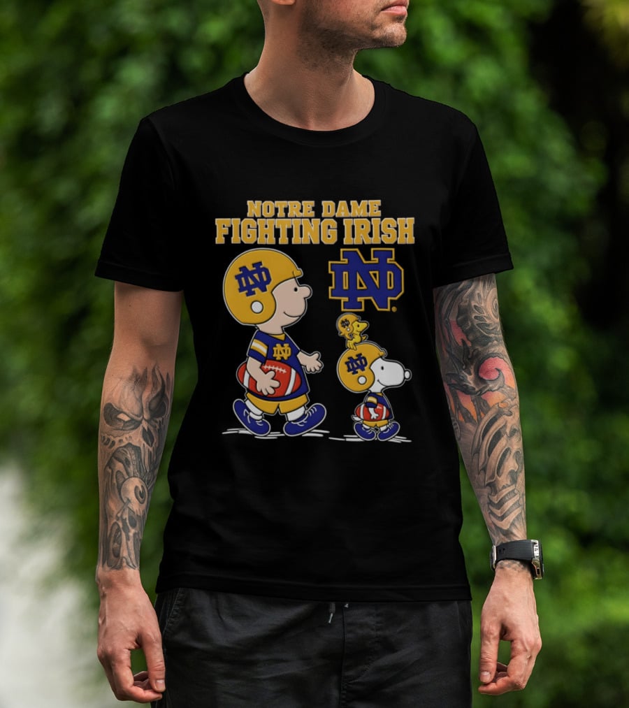 Notre Dame Fighting Irish Snoopy Charlie Brown Football 2026 Peanuts T-Shirt