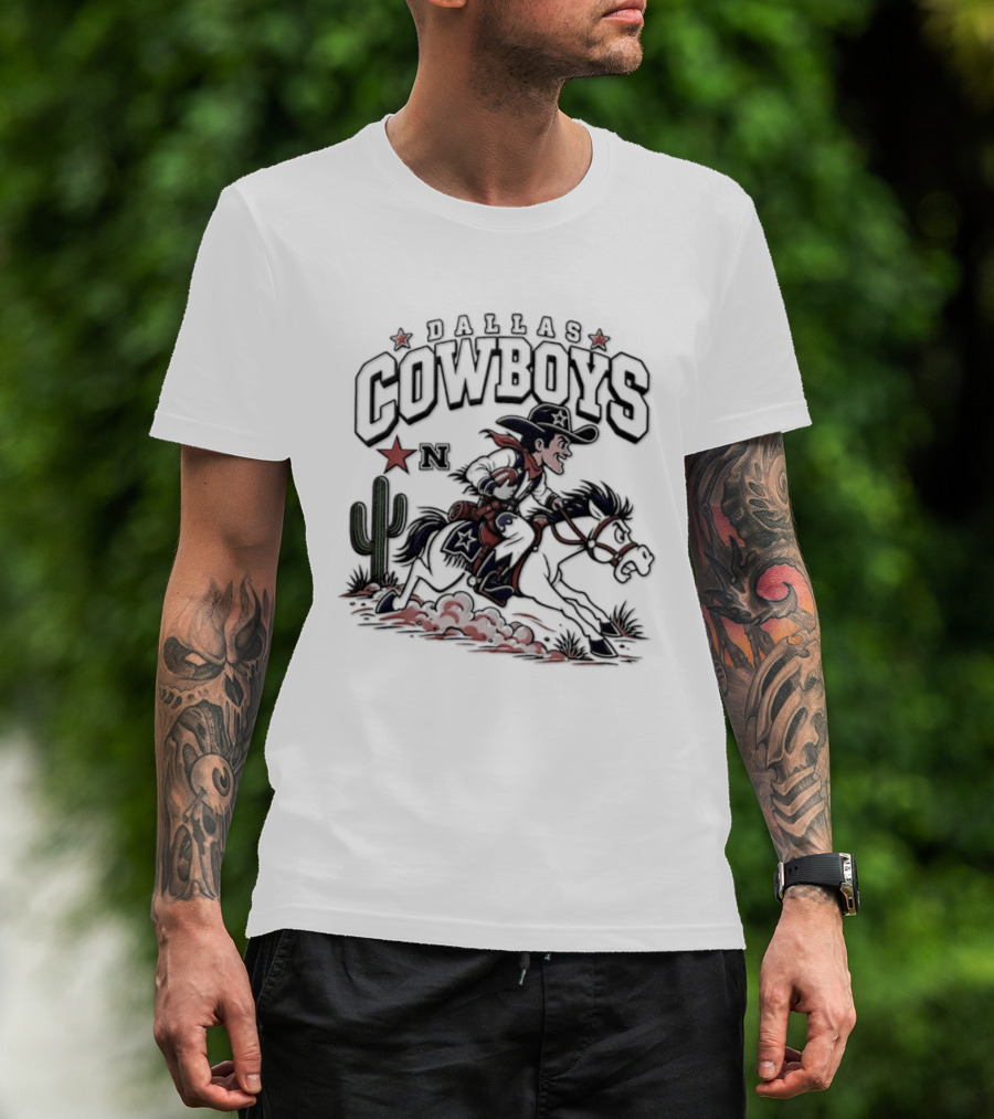 Dallas Cowboys Rider With Horse And Cactus Scene T-Shirt