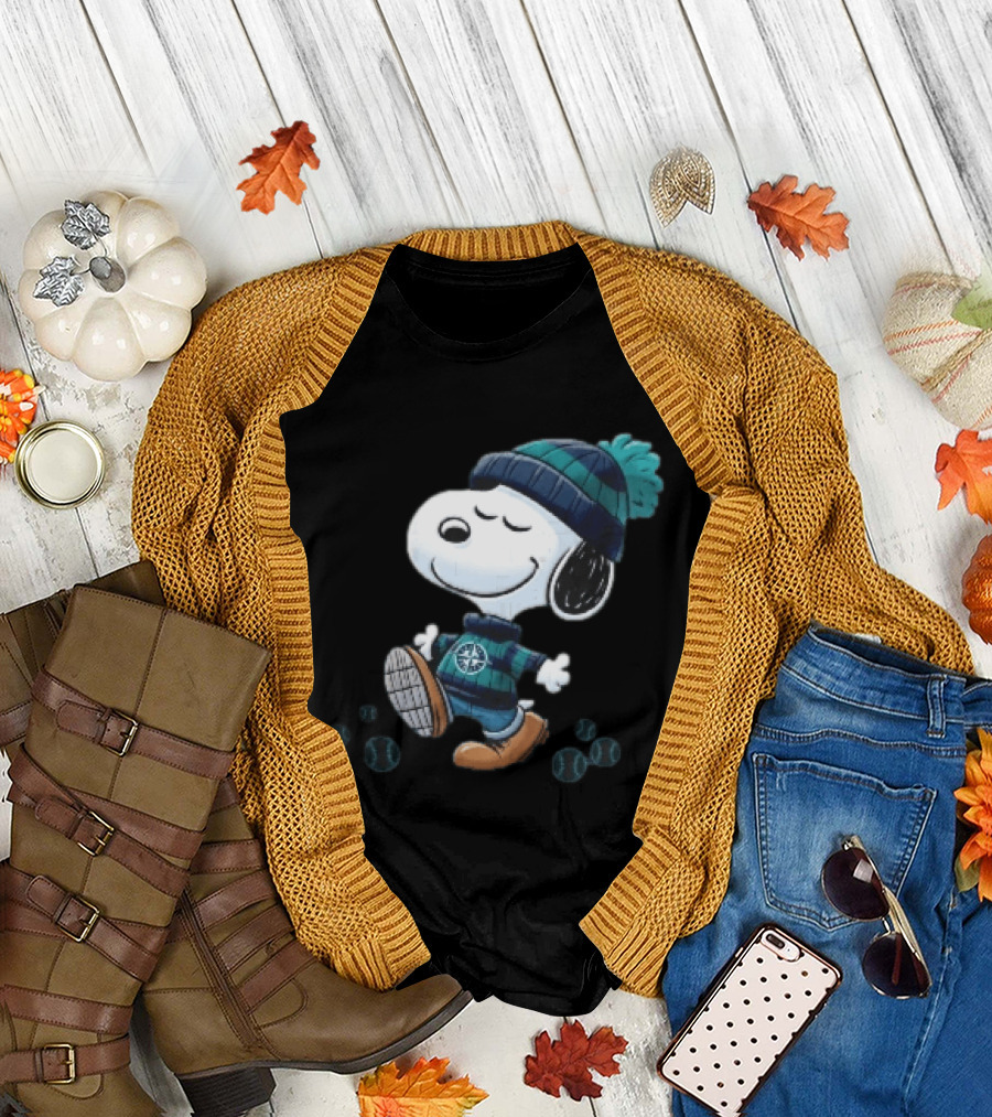 Seattle Mariners Snoopy Walking Beanie And Baseballs MLB Cartoon T-Shirt