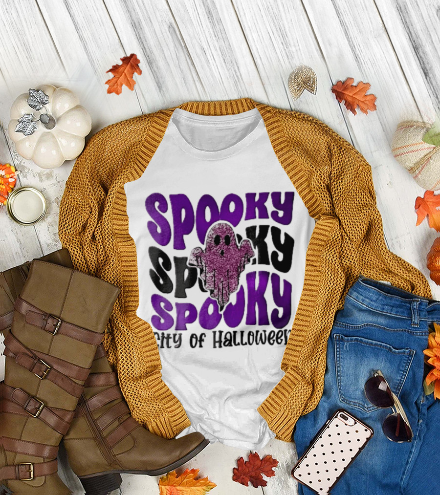 Spooky City Of Halloween Pink Glitter Ghost Retro Groovy T-Shirt