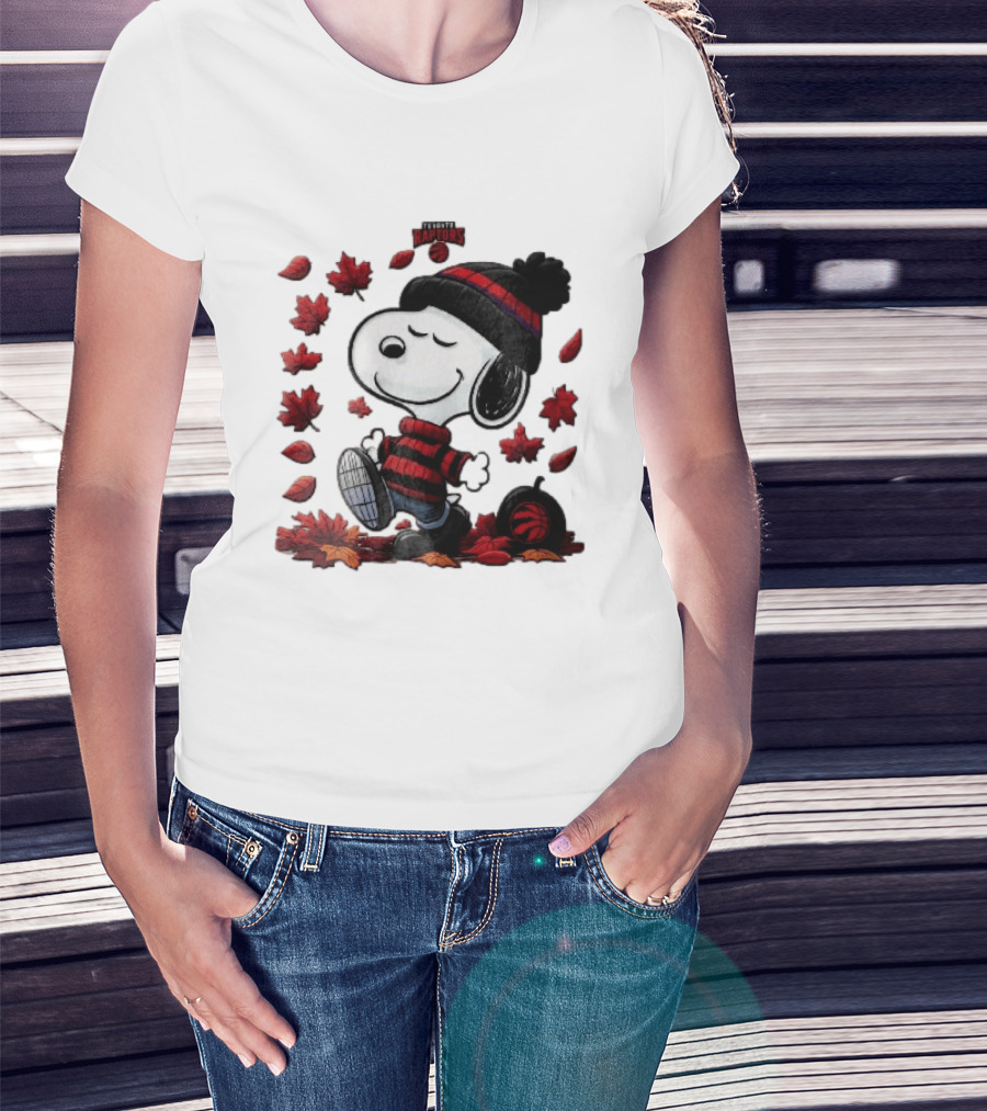 Toronto Raptors Snoopy Autumn Maple Leaves Pumpkin Walking T-Shirt