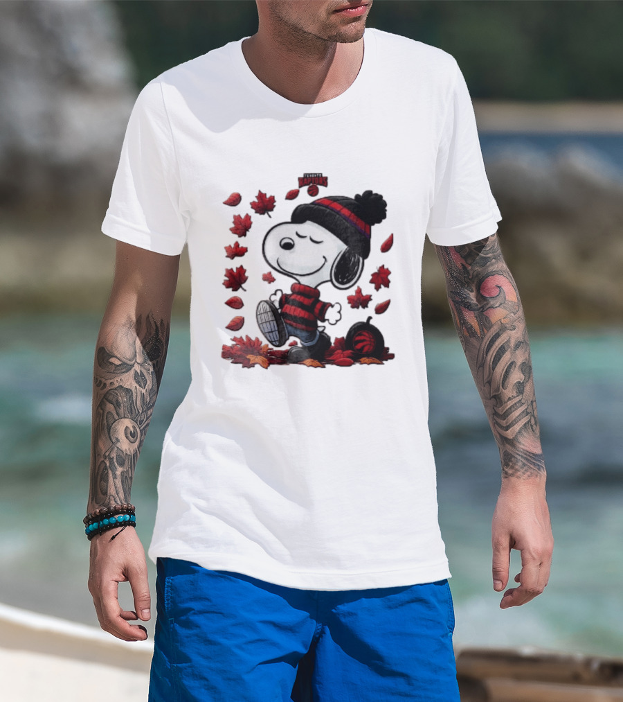 Toronto Raptors Snoopy Autumn Maple Leaves Pumpkin Walking T-Shirt