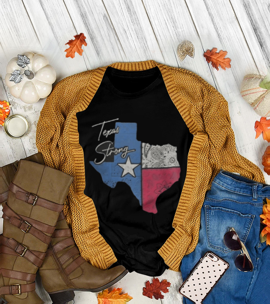 Texas Strong Lone Star Map Paisley Bandana Distressed T-Shirt