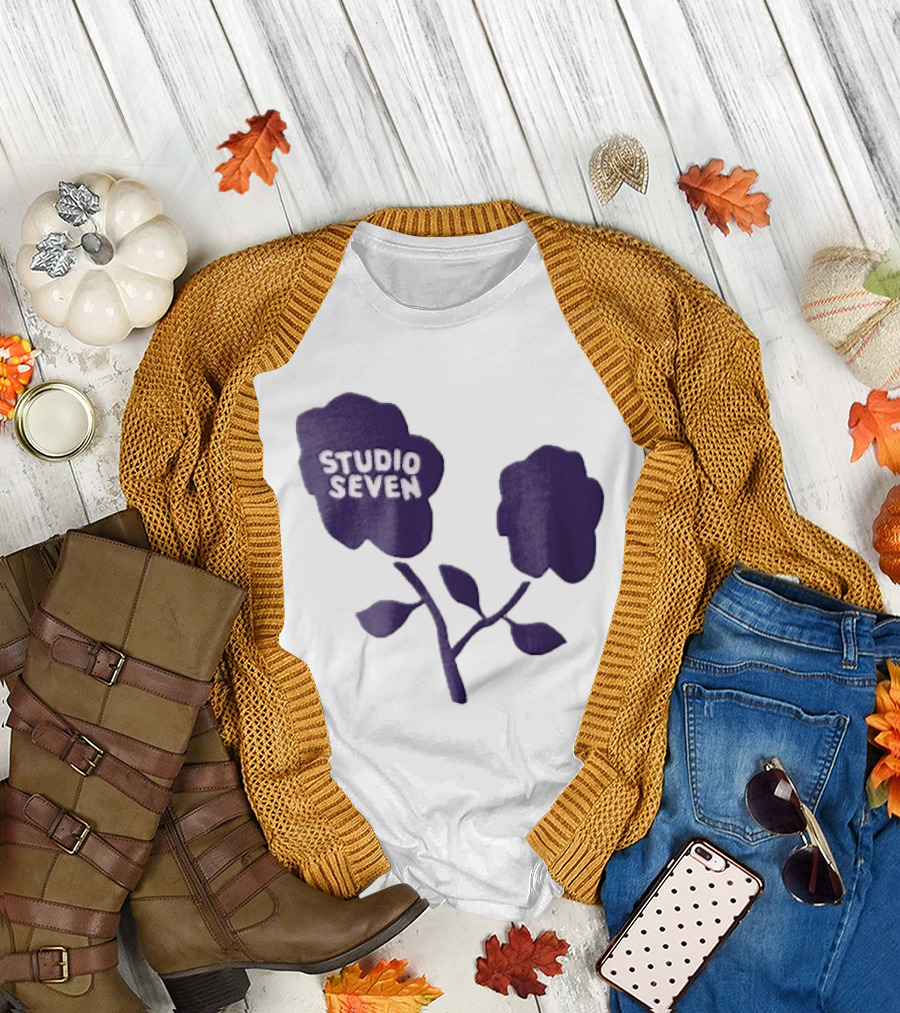 Studio Seven Hand Drawn Purple Flowers Stem Leaves T-Shirt