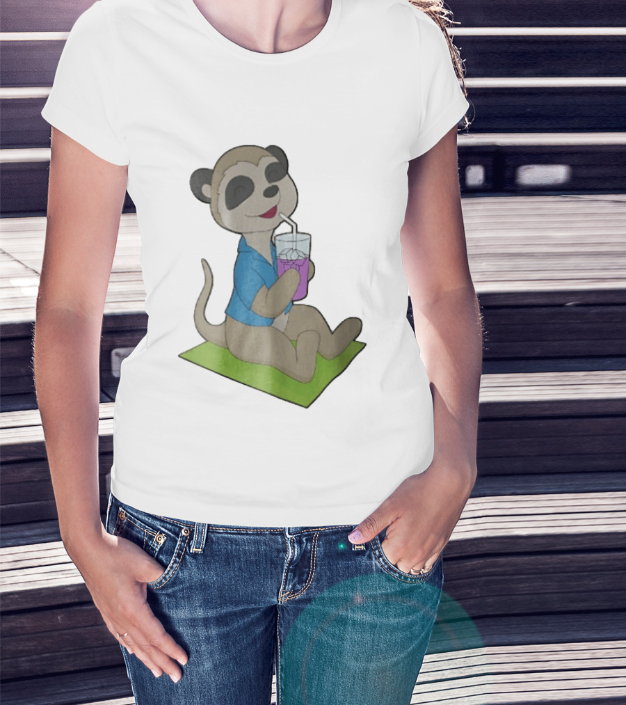Meerkat Relaxing With Tropical Drink On Beach Towel Summer Fun T-Shirt