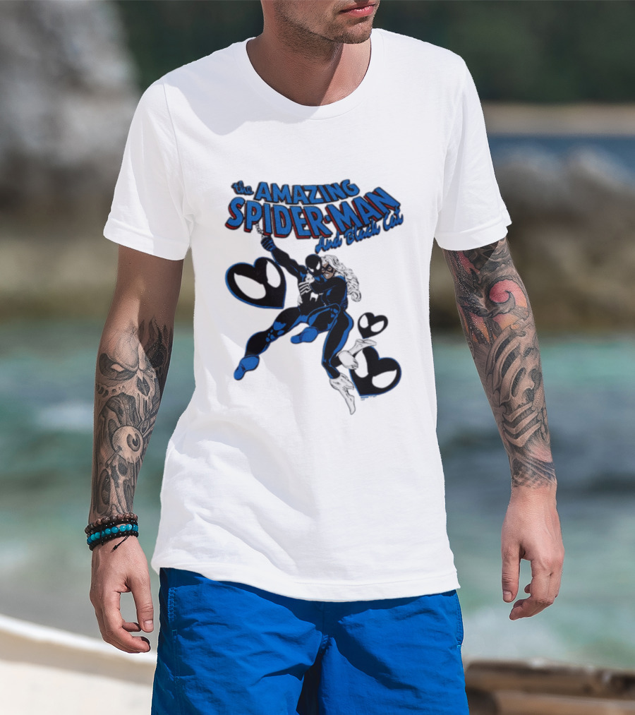 The Amazing Spider Man Hugs Black Cat With Hearts T-Shirt