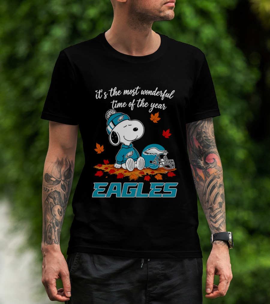 Snoopy Philadelphia Eagles It's The Most Wonderful Time Of The Year T-Shirt