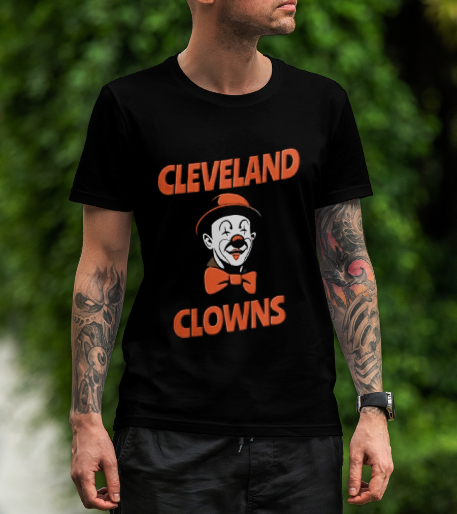 Cleveland Clowns Red Hat Bowtie T-Shirt