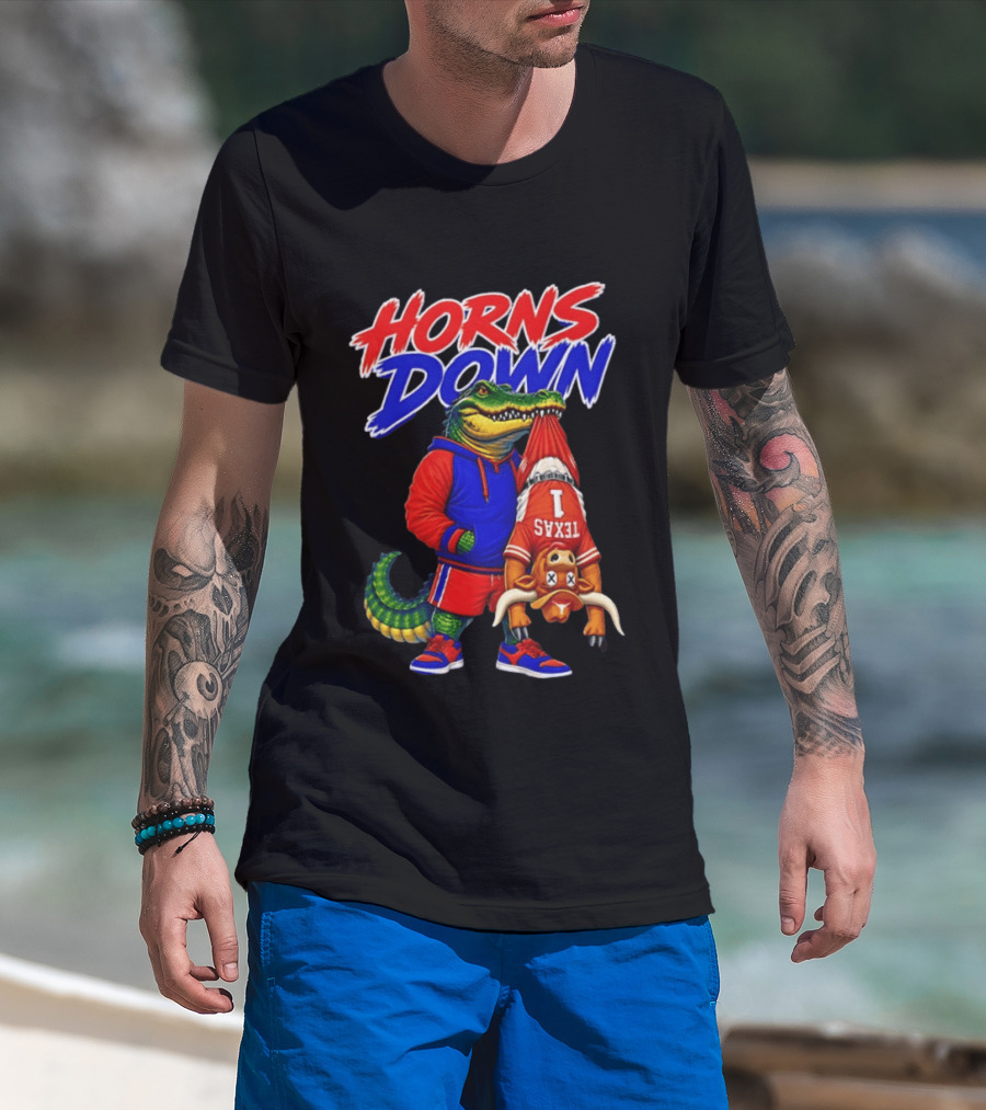 Horns Down Florida Gators Holding Texas Longhorns T-Shirt