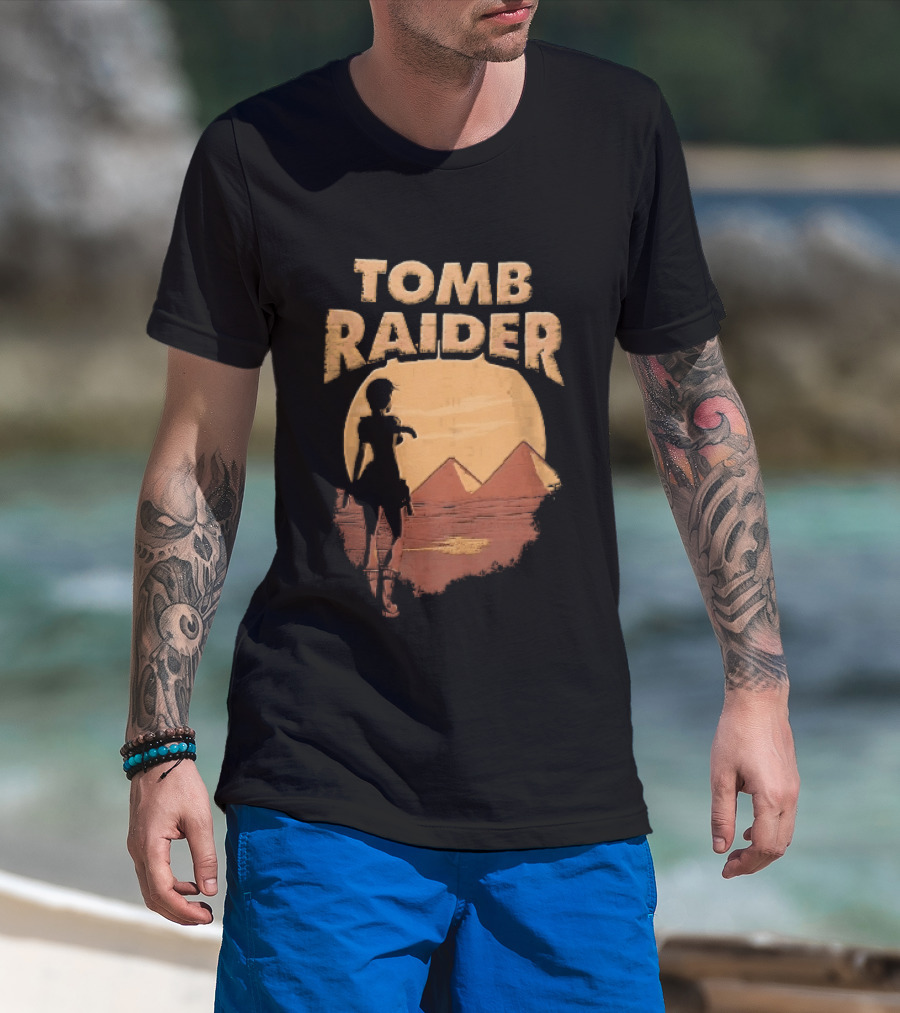 Tomb Raider Lara Croft Pyramids Desert Sunset Scene T-Shirt