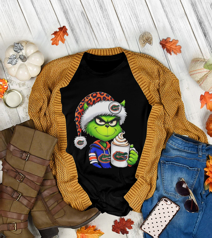 Holiday 2026 Grinch In Florida Gators With Festive And Santa Hat T-Shirt