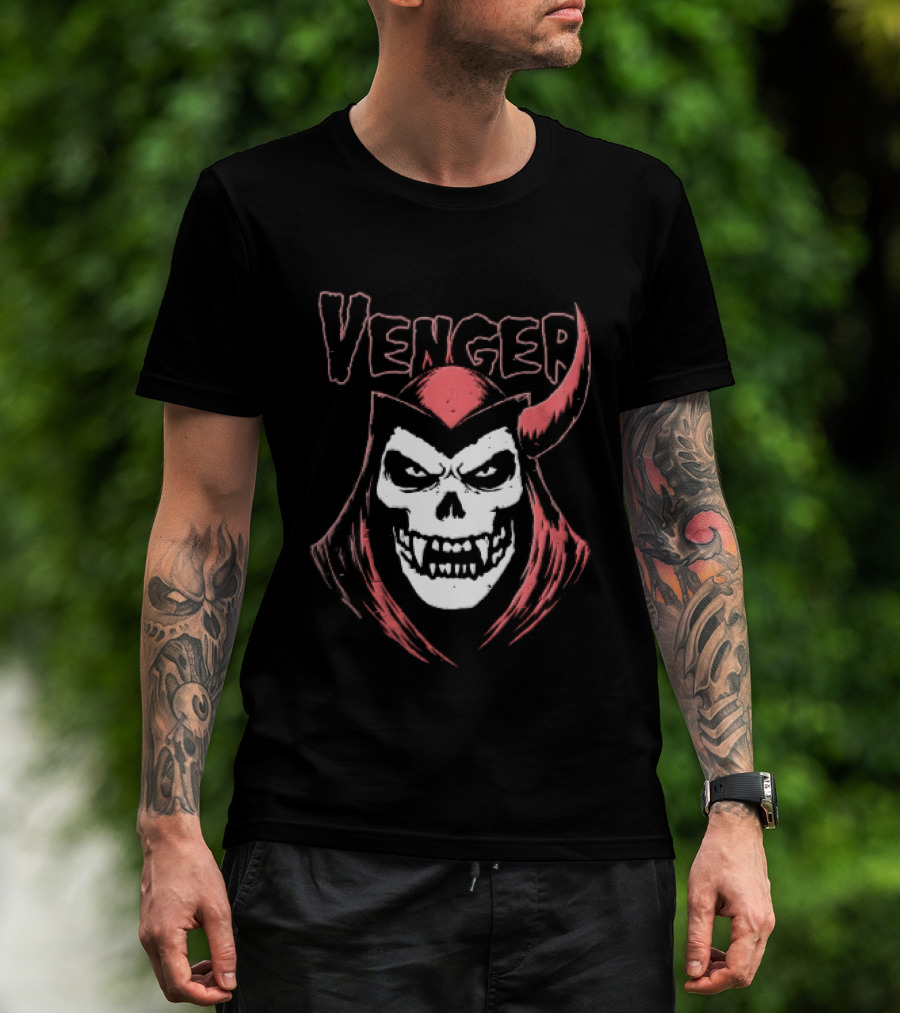 Venger Distressed Red Hooded Skull Face One Horned Demon T-Shirt